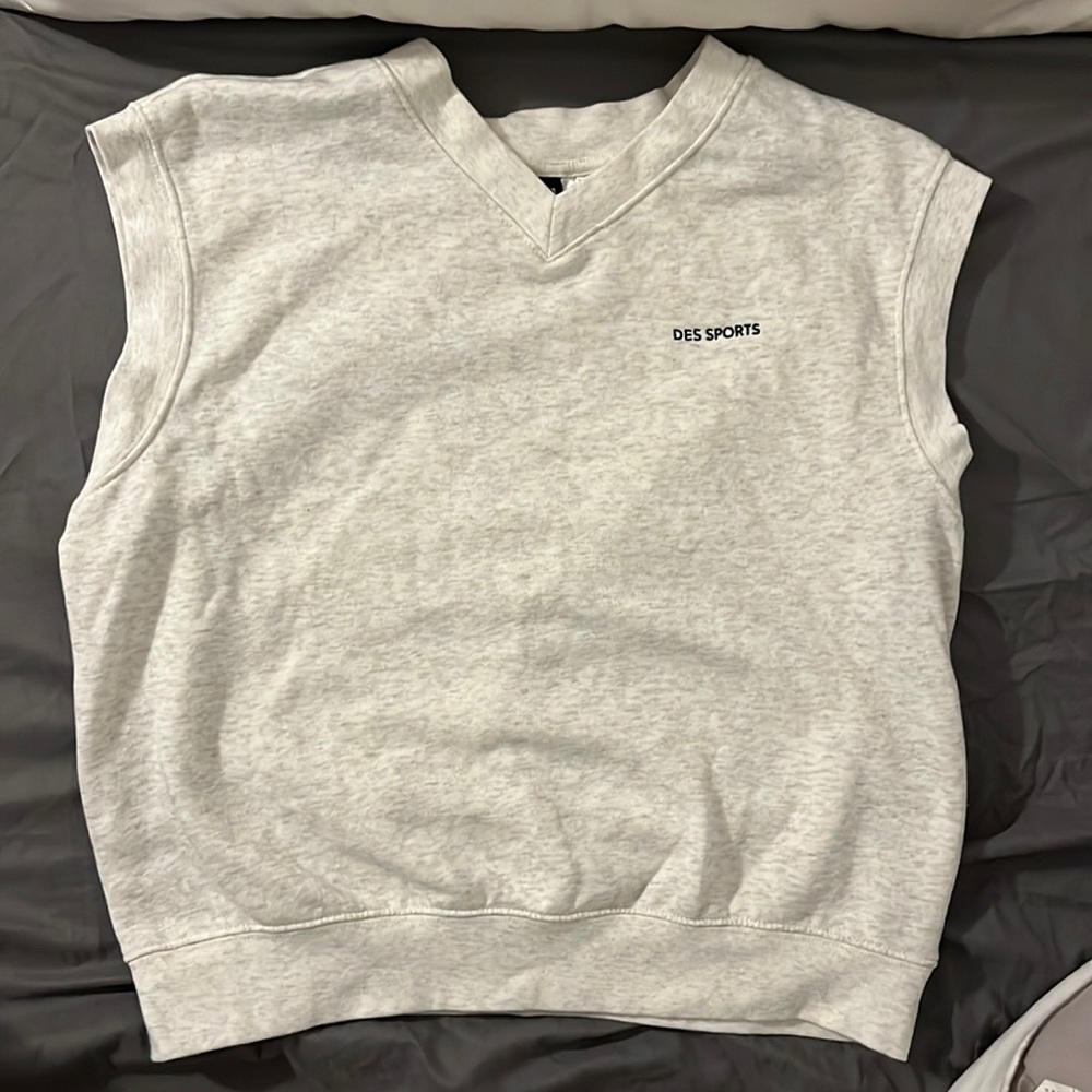 H&M Grey Sweater Vest